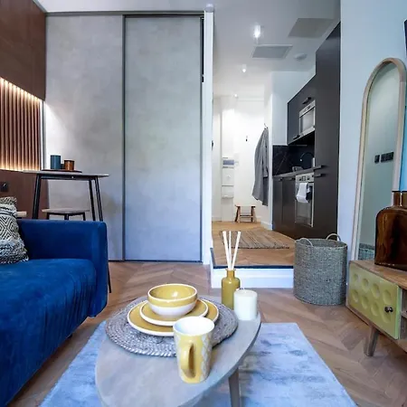 Superbe Plage/ Promenade Des 104 Апартаменты *